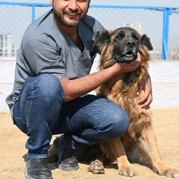 Dr Farhan Rao